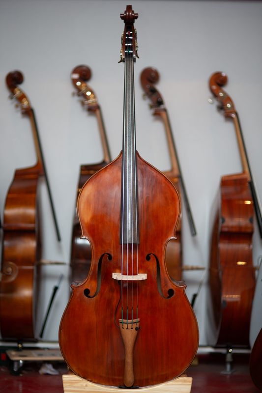 Rumensk kontrabass (3/4)